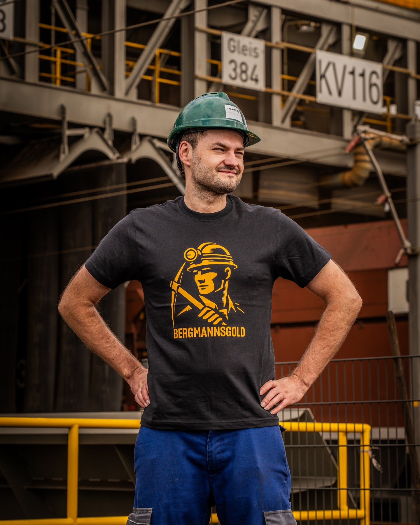 T-Shirt Herren KUMPELSTOLZ schwarz