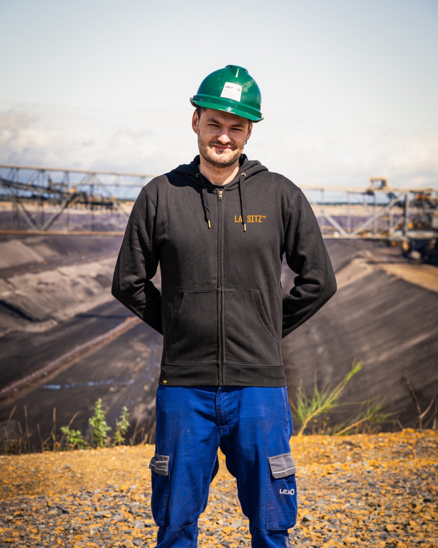 Zip-Up Hoodie LAUSITZ Stick schwarz